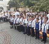 &Eacute;vnyit&oacute;